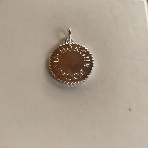 India Hicks Honour Bound Token - Silver - Picture 1 of 3